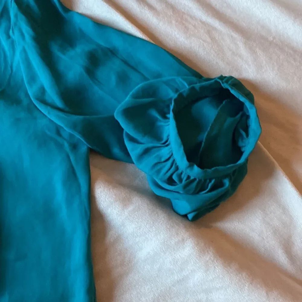 Teal Loft Blouse - Picture 3 of 5